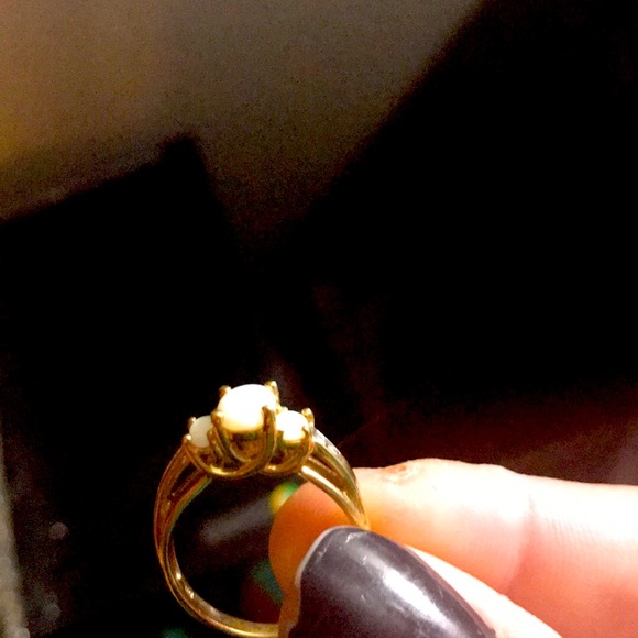 10kt gold pearl ring - Picture 2 of 2